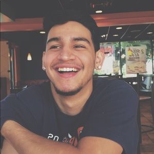 Meet your Posher, Alejandro